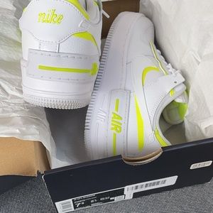 Women’s Air Force size 7.5